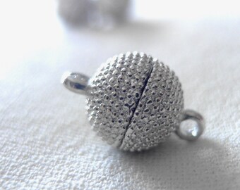 3 Silver Plated Round Textured Magnetic Clasps, Zinc Alloy, 12mm x 12mm