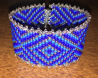 Blue Diamonds Geometric Seed Bead Loom Cuff Bracelet PATTERN