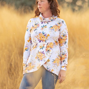 Lisse Cowl and Hoodie pattern Sizes xx-small, x-small, small, medium, large, xl, 2x, 3x