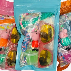 Peppa the Pig Party Favor Bags | Character Figure, Lollipop, Tattoo, Slime, Sunglasses & More | Kids Birthday Party Goodie Bags
