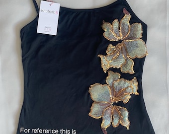 Camiseta sin mangas con hojas de arce bordadas con lentejuelas y tirantes finos