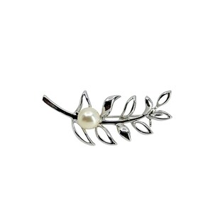Delicate Leafy Japanese Saltwater Akoya Cultured Pearl Vintage Pendant Brooch- Sterling Silver