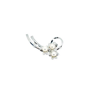 Engraved Clover Japanese Saltwater Akoya Cultured Pearl Vintage Brooch- Sterling Silver