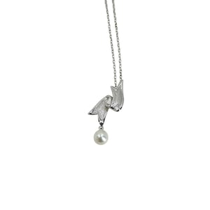Ribbon Mikimoto Vintage Solitaire Saltwater Akoya Cultured Pearl Designer NHK Pendant Necklace- Sterling Silver
