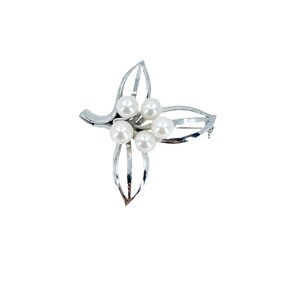 Modernist Leaf Japanese Saltwater Akoya Cultured Pearl Vintage Retro Brooch- Sterling Silver