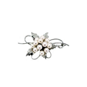 Vintage Botanical Braided Leaf Japanese Saltwater Akoya Cultured Pearl Brooch- Sterling Silver