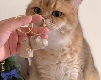 Custom Cat Hair Keychain: Transparent Pet Memorial Keepsake