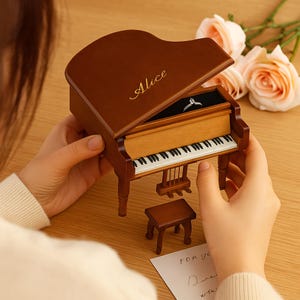 Personalized  Music Box  ,Wedding Music Box,Personalized Couple Gift,Romantic Keepsake Gift,Gift For Girlfriend,Christmas Gift For Couple