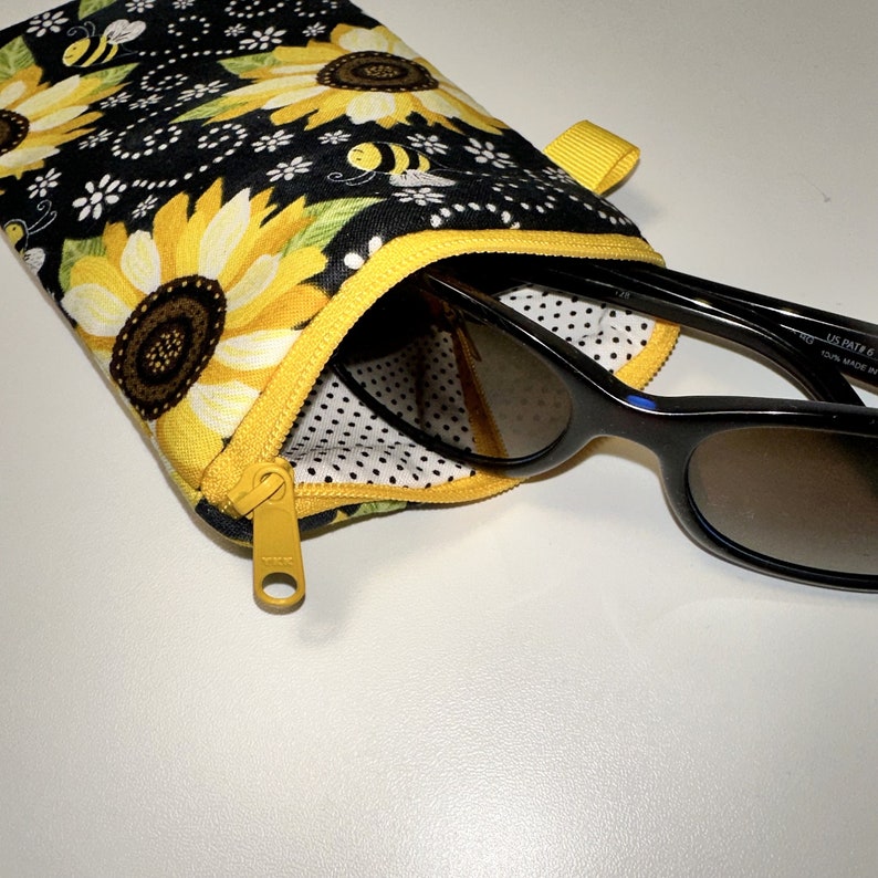 Sunglass Case, Padded Eyeglass Pouch, Cotton Zipper Eyewear Protective Sleeve, Soft Sunglass Cover, Bees Sunflowers Pouch image 3