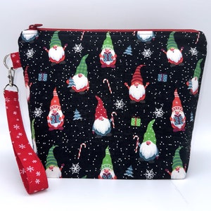 Medium Knitting Project Bag, Christmas Gnomes, Crochet Project Bag, Zipper Project Bag, Sock Project Bag, Yarn Bowl, Organizer Accessory