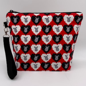 Medium Knitting Project Bag, Crochet Project Bag, Sock Project Bag, Zipper Project Bag, Yarn Bowl, Hearts Sheep, Yarn Organizer Accessory