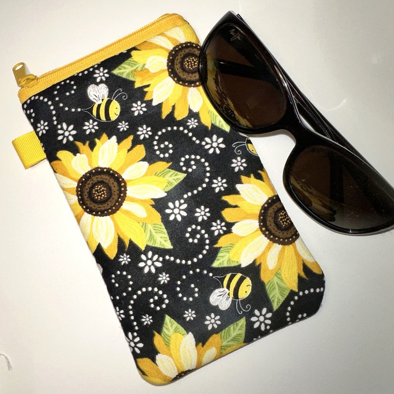 Sunglass Case, Padded Eyeglass Pouch, Cotton Zipper Eyewear Protective Sleeve, Soft Sunglass Cover, Bees Sunflowers Pouch image 5