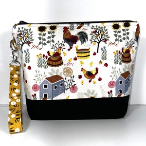 Chicken Print Knitting Project Bag: Cotton Yarn Organizer with Wrist Strap