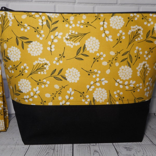 Knitting Project Bag, Crochet Project Bag, Large Project Bag, Zipper Project Bag, Yarn Bowl, Nature Themed, Mustard Black, Accessory  Travel