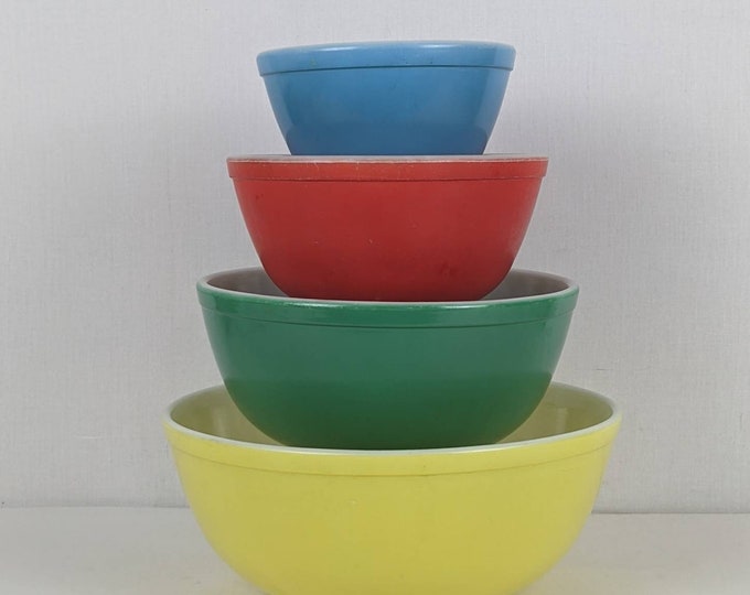 Vintage Pyrex Primary Color Mixing Bowls Set of Four Etsy