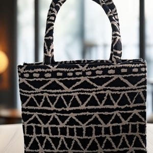 Boho Tribal Tote Bag – Handmade Cotton Jacquard Shoulder Bag | Black Beige Geometric Print Purse | Ethnic Fabric Handbag for Women