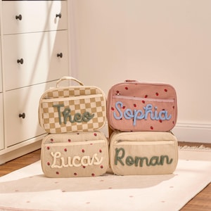 Personalized Kids Lunch Bag: Custom Insulated Name Tote