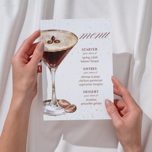 Szablon menu na wieczór panieński Espresso Martini Love is Brewing dla panny młodej kochającej kawę - edytowalny plik cyfrowy