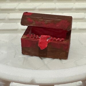 Dnd mimic box