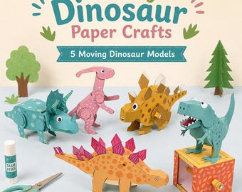 Könnte beinhalten: Eine Sammlung farbenfroher Papier-Dinosaurier-Bastelmodelle, darunter ein Triceratops, ein Parasaurolophus, ein Stegosaurus und ein T-Rex. Das Set enthält Kleber und eine Schere. Der Text lautet "Walking Dinosaur Paper Crafts" und "5 Moving Dinosaur Models."