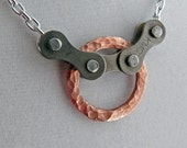 bicycle chain and hammered copper circle bike jewelry, bicycle necklace, bicycle part jewelry, cycling necklace
