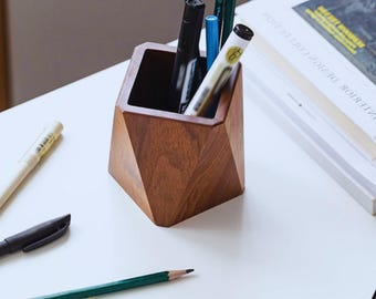 Geometric Walnut Pen Holder – Solid Wood Desk Organizer for Office, Study, Workspace Decor