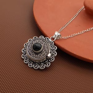 Vintage Brass Poison Box Pendant with Black Onyx – Boho Healing Stone Locket Necklace – Handmade Spiritual Jewelry with Secret Compartment