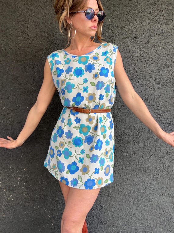 60’s flower power Daisy shift dress size Medium View 4