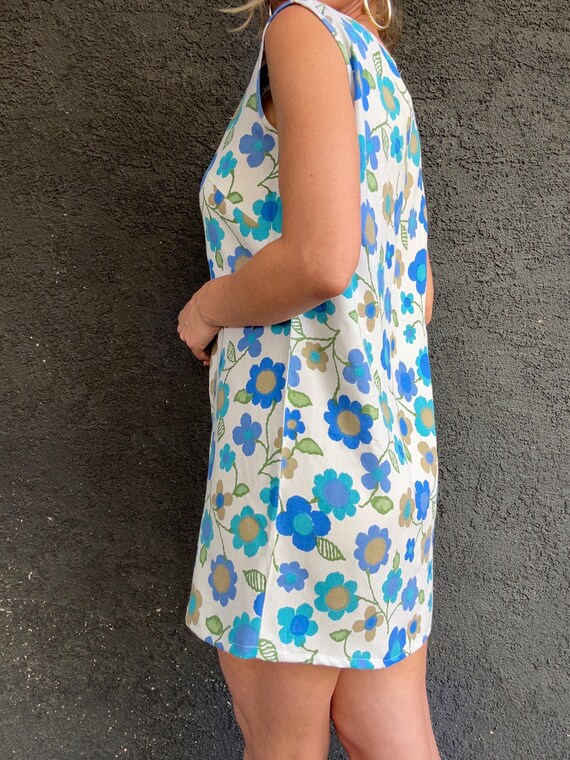 60’s flower power Daisy shift dress size Medium View 2