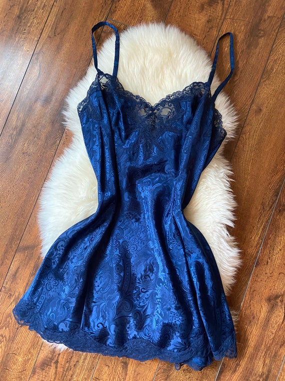 Deadstock Victorias Secret Gold Label Slip SZ Med… - image 7