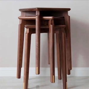 Handcrafted Wooden Bar Stool - Rustic Elegance for Your Home