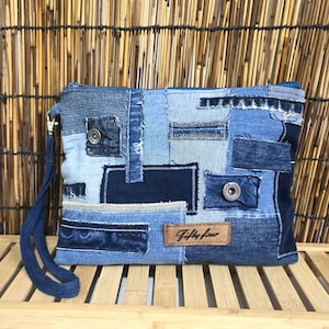 Clutch de mezclilla con patchwork y correa de muñeca: minibolso para jeans, funda para tableta