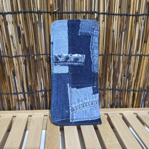 Custodia per occhiali in patchwork di denim - Custodia morbida imbottita per occhiali da sole - Porta occhiali in jeans riutilizzati