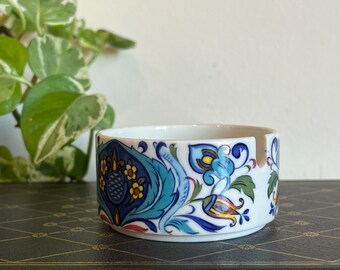 Vintage Porcelain Ashtray by Villeroy and Boch Flower Paisley &quot;Izmir&quot; Discontinued 1973 Retro Smoke