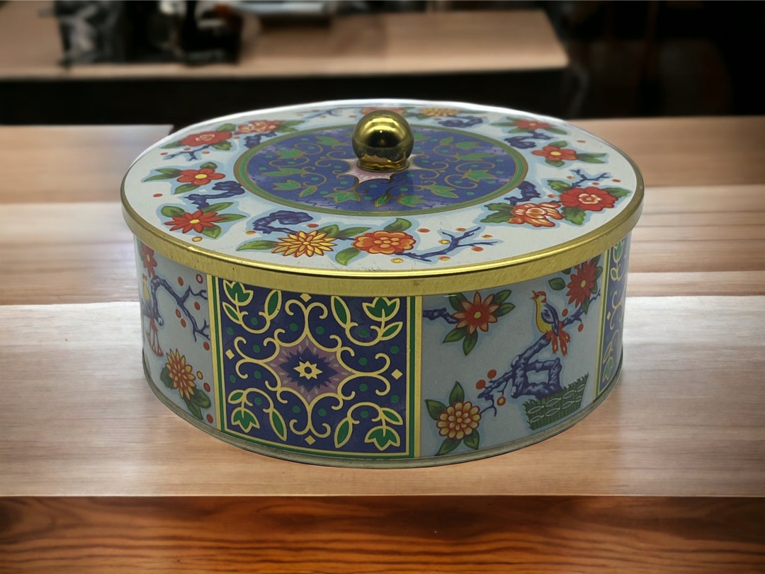 Vintage Daher Round Metal Tin Container Made in England Etsy