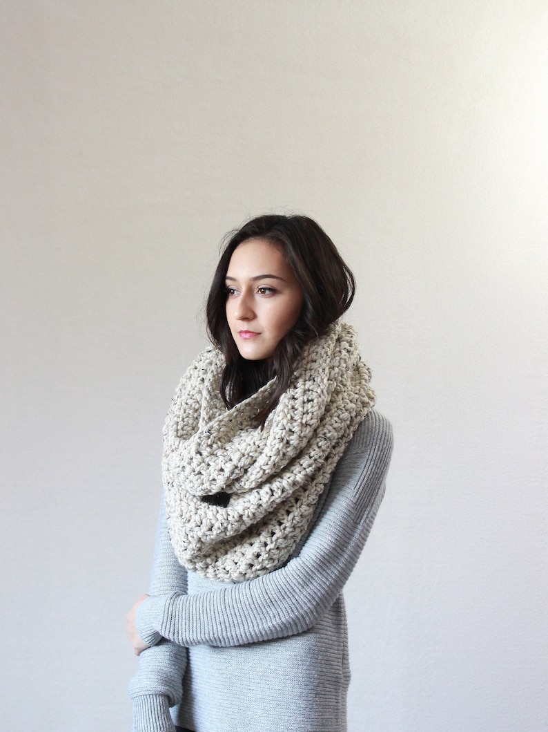 Crochet Scarf, Oversized Scarf, Chunky Infinity Scarf, Snood THE STRASBOURG image 3