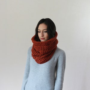 Hooded Cowl, Chunky Cowl Thermal Textured Scarf. THE CHARTRES Snood image 2