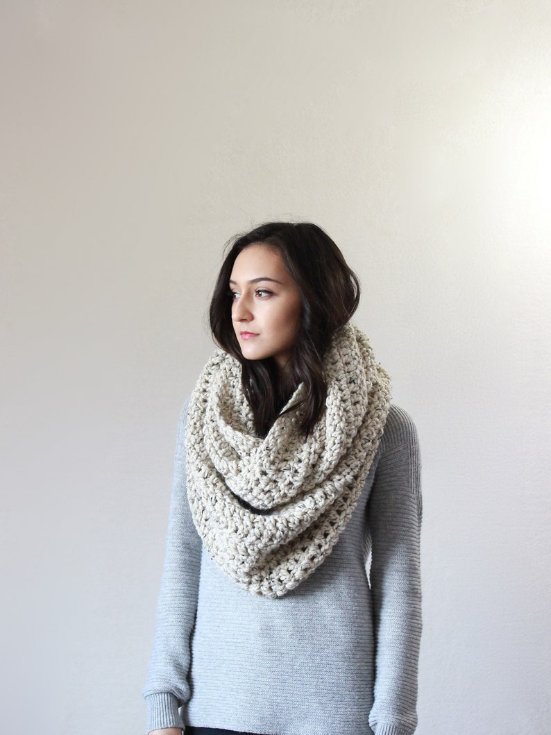 Crochet Scarf, Oversized Scarf, Chunky Infinity Scarf, Snood THE STRASBOURG image 4