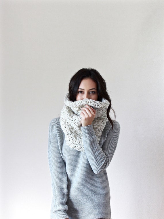 Chunky Knit Cowl Unisex Cowl Wool Neck Warmer Winter Knit Snood Infinity Scarf Circle Scarf Infinity Cowl Hand Knit Cowl Scarf