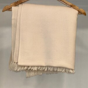 Handcrafted Wool Blanket – Soft, Warm & Stylish Winter Throw