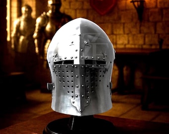 Mittelalterlicher Barbuta-Helm aus Stahl: Templar-Kreuzritter