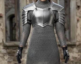 女性用チェーンメイルアーマードレス、スチール製肩当て、騎士コスプレ、LARP、SCA