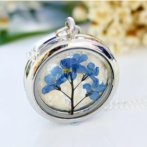 Forget me Not Locket, Wildflower Pendant, Pressed Flower, Flower Gift, Remembrance Gift, Jewelry for Women, Forget me nots Necklace