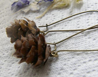 Bronzen dennenappeloorbellen, rustieke, op de natuur geïnspireerde hangoorbellen, botanische sieradencadeau
