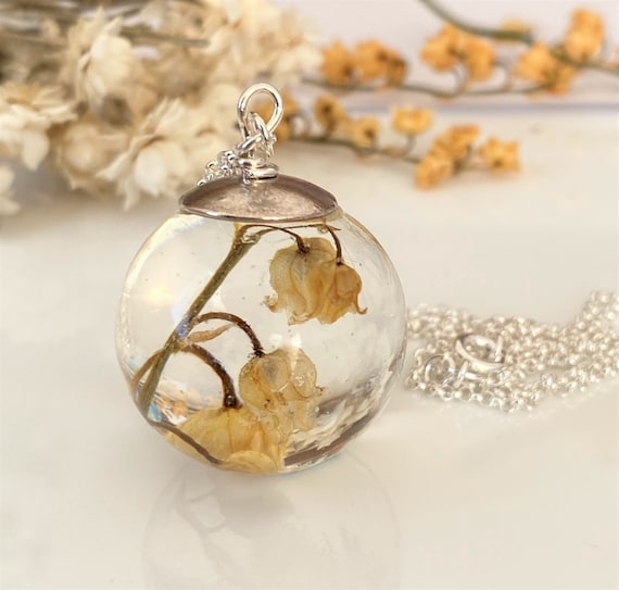 Preserved flower necklace deals