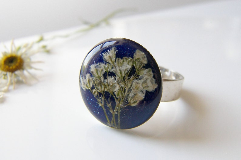 Blue Resin Ring, Pressed Flower Blue Ring, Gift for Women, Botanical Ring, Pressed Flower Jewelry image 1