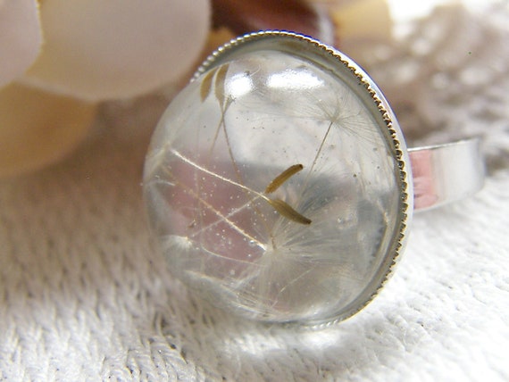 Eco Friendly Black Resin Ring Resin Jewellery Nature Specimen Resin Ring Dandelion Real Seeds Ring Make a Wish