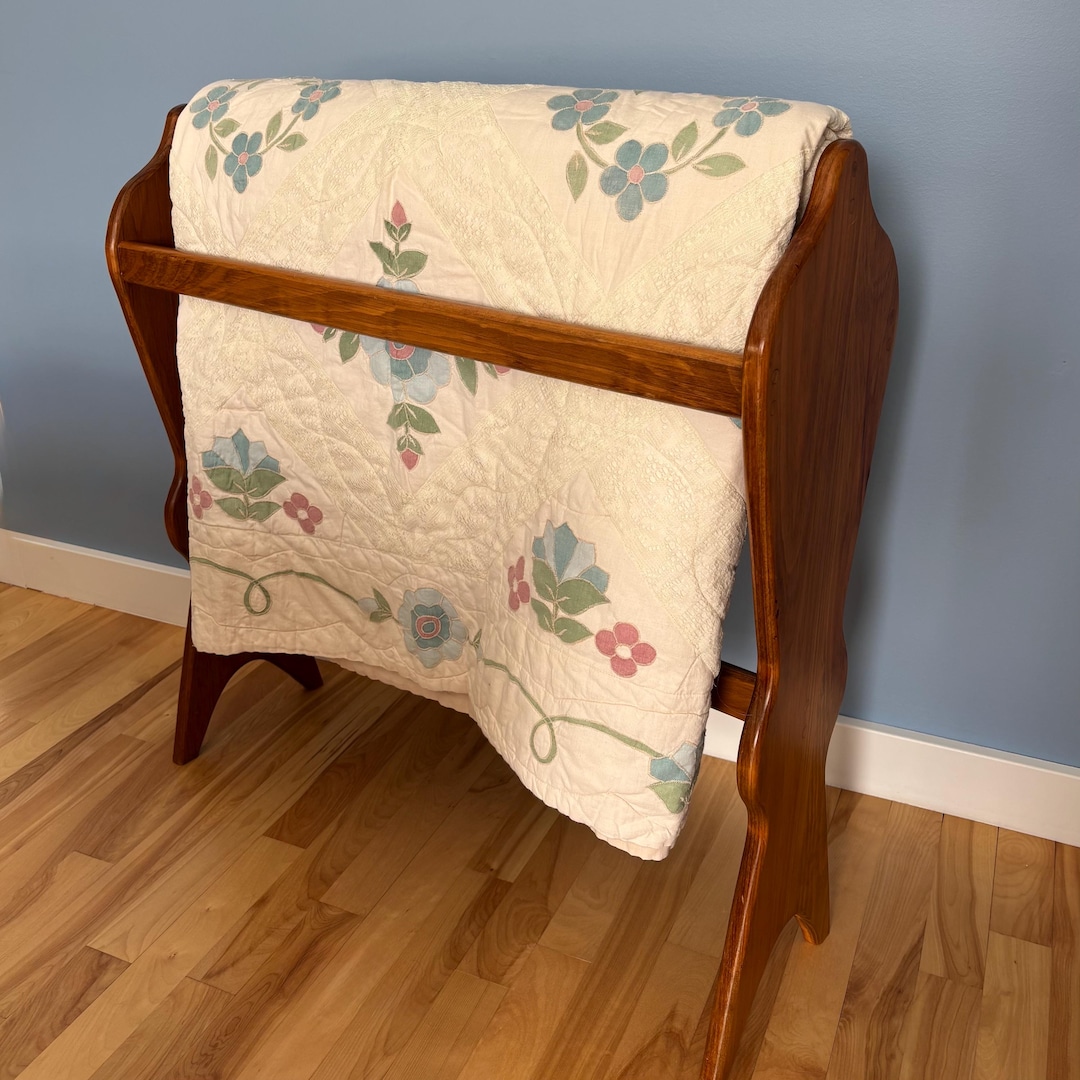 Vintage Wooden Quilt Rack, Decorative Furniture, Retro Quilt Rack - Etsy