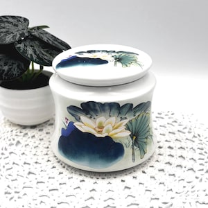 蓮の模様が入った密閉式磁器製茶筒、アジアンスタイル、装飾茶壺、茶葉収納、禅風キッチン装飾