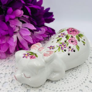Vintage Avon fragrance diffuser 1978, ceramic sleeping pig, floral pomander, potpourri, Ceramarte Brazil